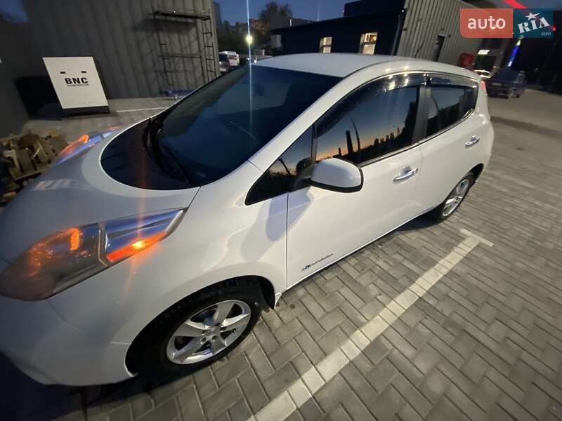Nissan Leaf 2015