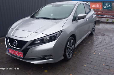 Хэтчбек Nissan Leaf 2022 в Полтаве