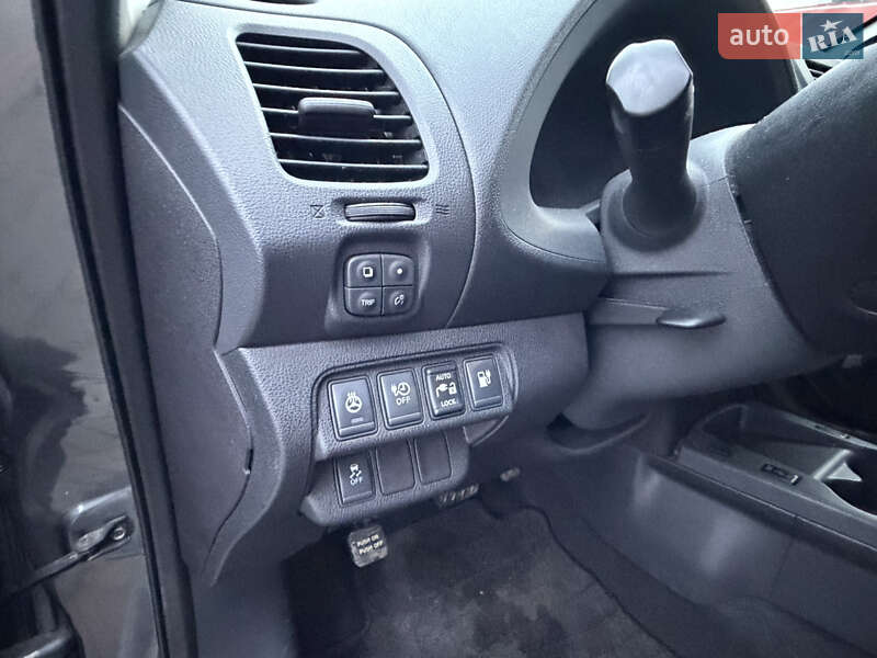 Хэтчбек Nissan Leaf 2014 в Тернополе