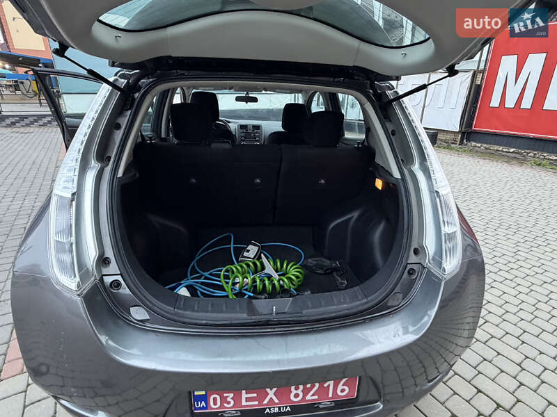 Хэтчбек Nissan Leaf 2014 в Тернополе