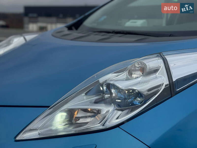 Хетчбек Nissan Leaf 2012 в Львові