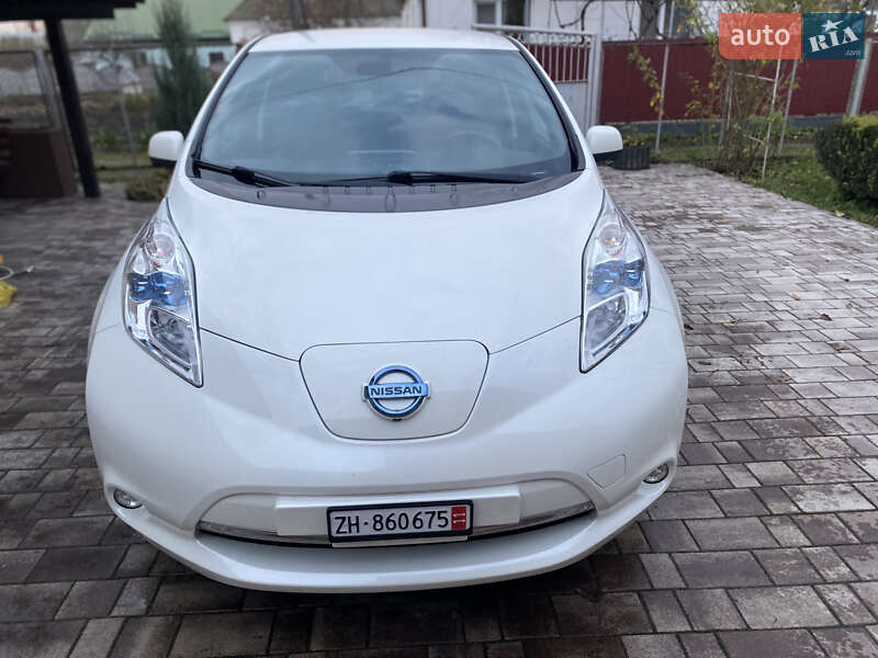 Хэтчбек Nissan Leaf 2016 в Виннице