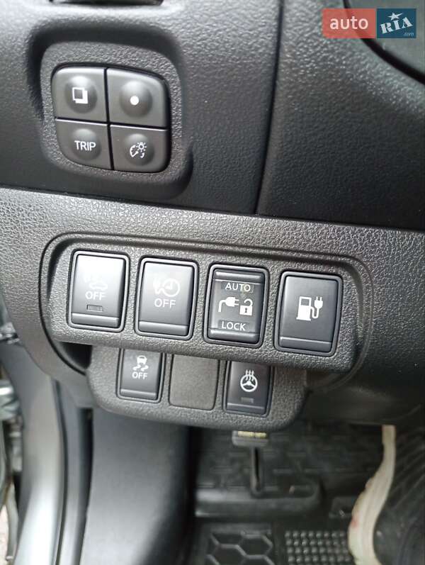 Хетчбек Nissan Leaf 2014 в Житомирі