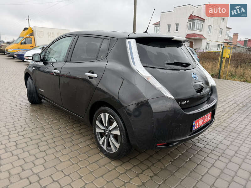 Хетчбек Nissan Leaf 2016 в Луцьку