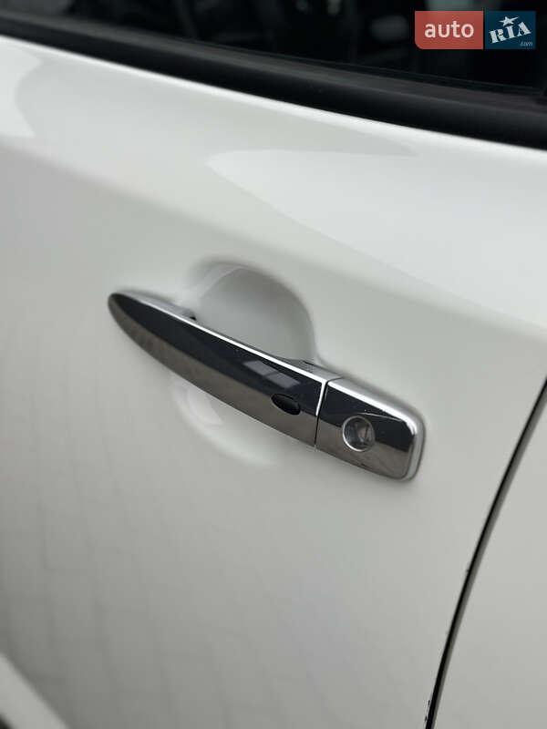 Хэтчбек Nissan Leaf 2019 в Ужгороде фото 16 Хэтчбек Nissan Leaf 2019 в Ужгороде