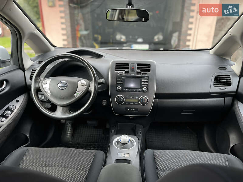 Хетчбек Nissan Leaf 2015 в Львові