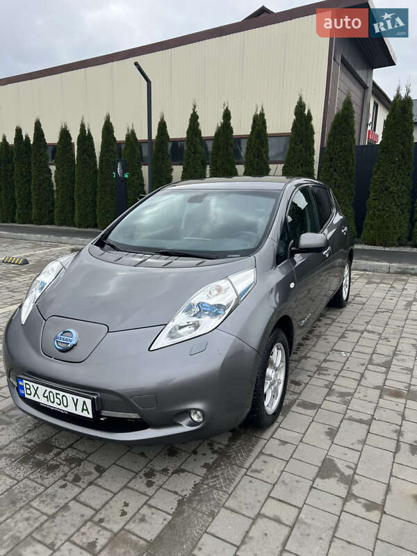 Хэтчбек Nissan Leaf 2014 в Каменец-Подольском фото 9 Хэтчбек Nissan Leaf 2014 в Каменец-Подольском