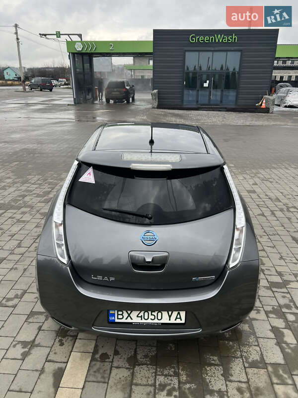 Хэтчбек Nissan Leaf 2014 в Каменец-Подольском фото 16 Хэтчбек Nissan Leaf 2014 в Каменец-Подольском
