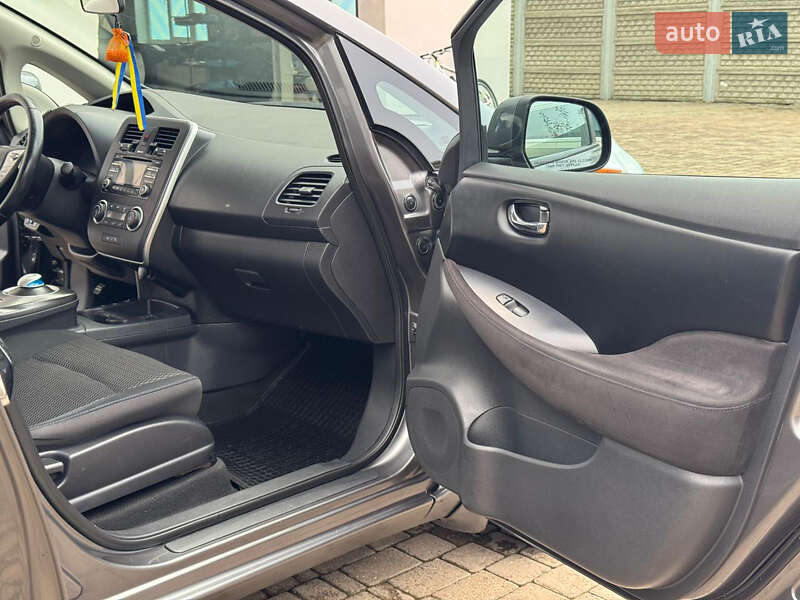 Хэтчбек Nissan Leaf 2015 в Ивано-Франковске фото 18 Хэтчбек Nissan Leaf 2015 в Ивано-Франковске