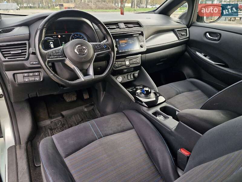 Хетчбек Nissan Leaf 2018 в Миколаєві