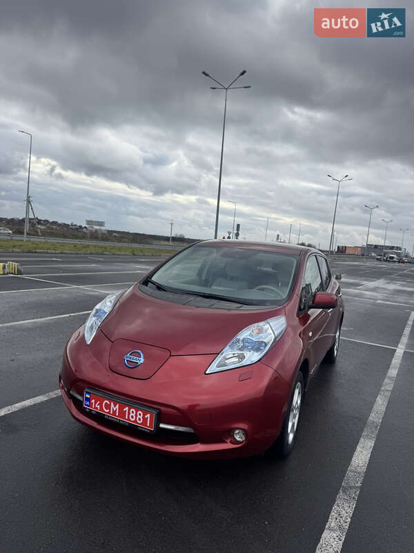 Хетчбек Nissan Leaf 2012 в Львові