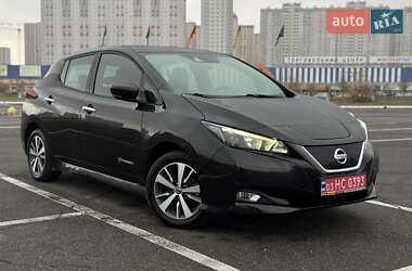Хетчбек Nissan Leaf 2018 в Києві