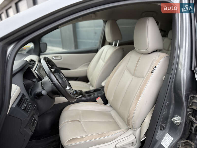 Хетчбек Nissan Leaf 2018 в Городку