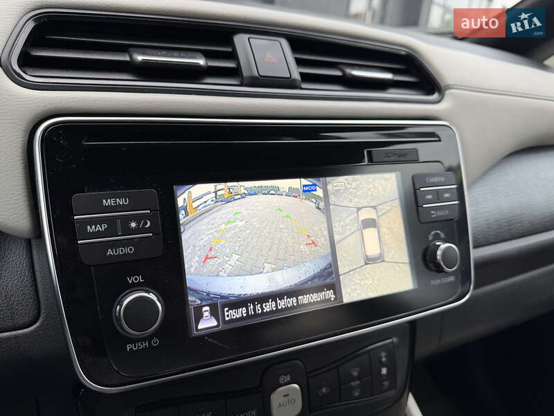 Хетчбек Nissan Leaf 2018 в Городку