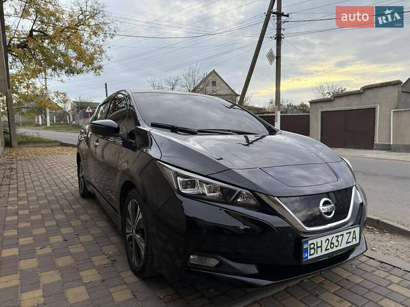Хэтчбек Nissan Leaf 2018 в Белгороде-Днестровском