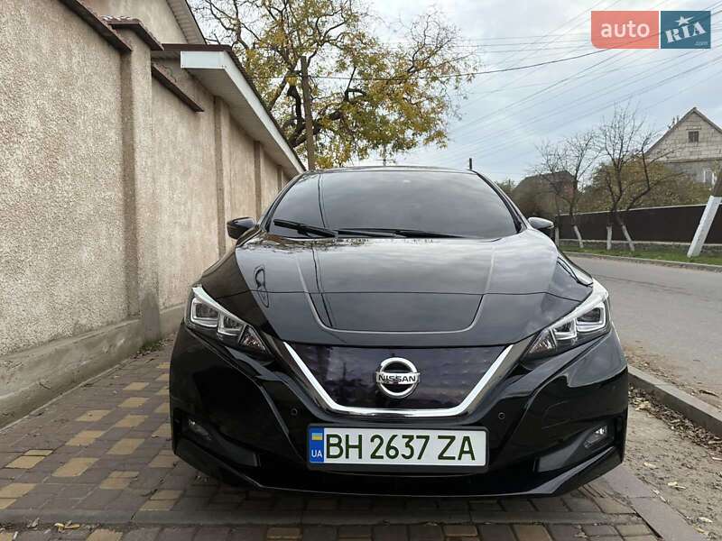 Хэтчбек Nissan Leaf 2018 в Белгороде-Днестровском