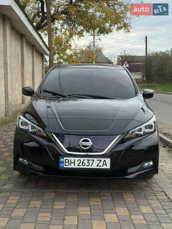 Хэтчбек Nissan Leaf 2018 в Белгороде-Днестровском
