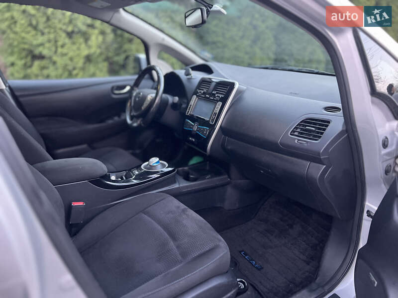 Хэтчбек Nissan Leaf 2014 в Виннице фото 27 Хэтчбек Nissan Leaf 2014 в Виннице