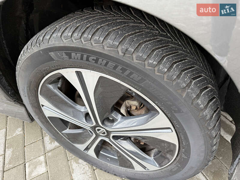 Хетчбек Nissan Leaf 2019 в Кременці