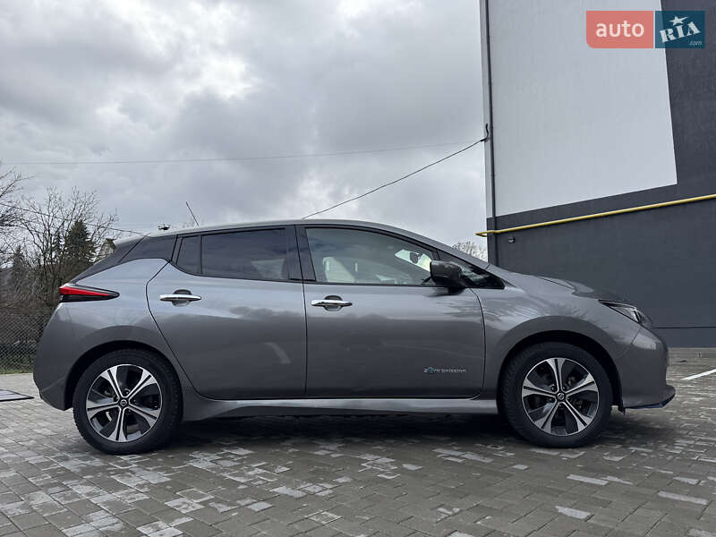 Хетчбек Nissan Leaf 2019 в Кременці