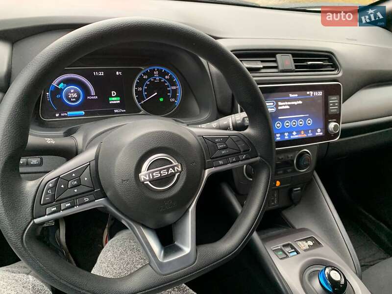 Хэтчбек Nissan Leaf 2024 в Ровно