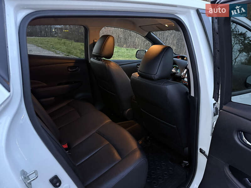 Хэтчбек Nissan Leaf 2017 в Тернополе фото 48 Хэтчбек Nissan Leaf 2017 в Тернополе