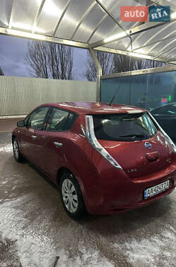 Хэтчбек Nissan Leaf 2013 в Киеве