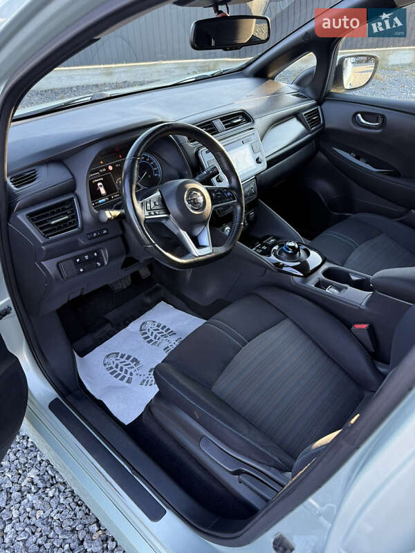 Хэтчбек Nissan Leaf 2018 в Дрогобыче фото 25 Хэтчбек Nissan Leaf 2018 в Дрогобыче