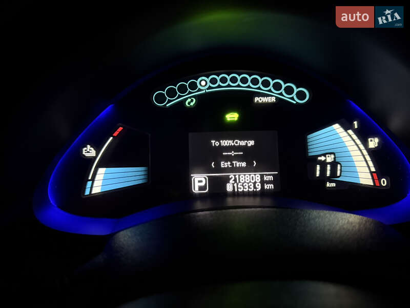 Хэтчбек Nissan Leaf 2014 в Умани