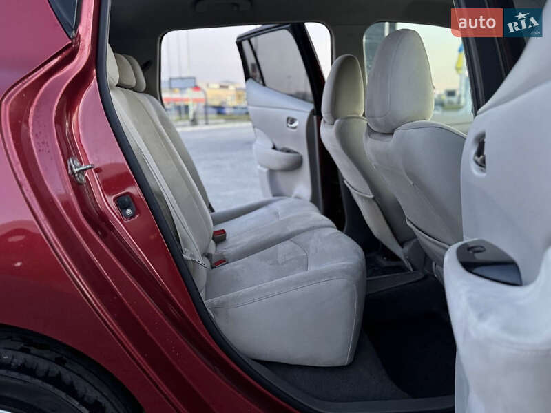 Хэтчбек Nissan Leaf 2013 в Львове фото 29 Хэтчбек Nissan Leaf 2013 в Львове