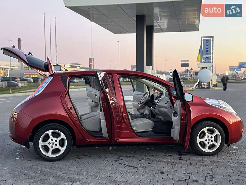Хэтчбек Nissan Leaf 2013 в Львове фото 35 Хэтчбек Nissan Leaf 2013 в Львове