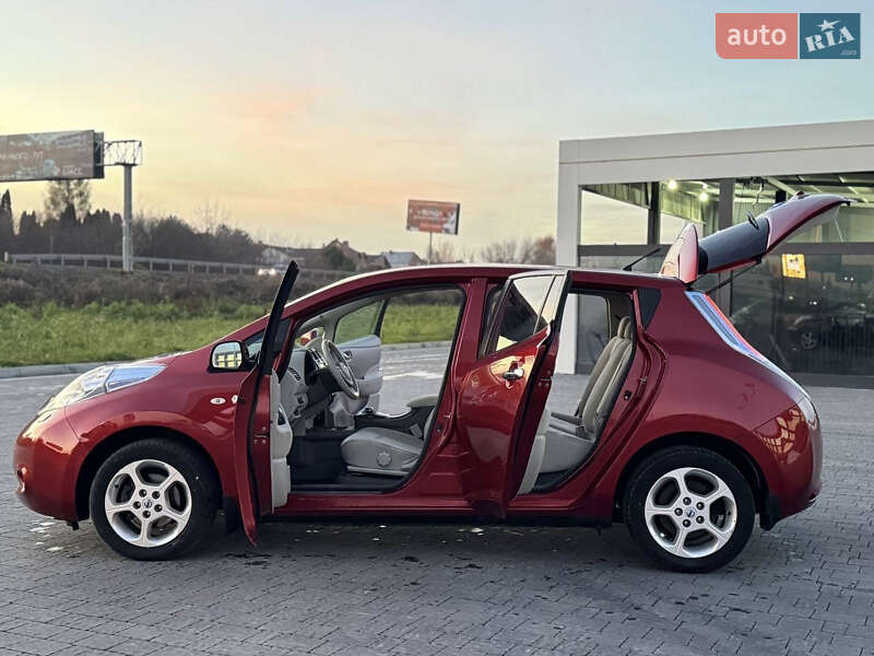 Хэтчбек Nissan Leaf 2013 в Львове фото 36 Хэтчбек Nissan Leaf 2013 в Львове