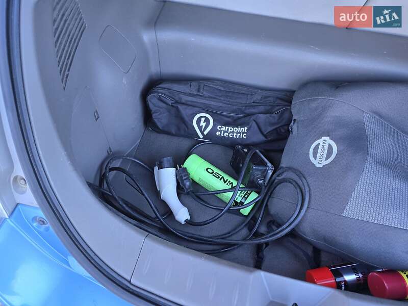 Хэтчбек Nissan Leaf 2011 в Ивано-Франковске фото 33 Хэтчбек Nissan Leaf 2011 в Ивано-Франковске