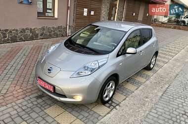 Хетчбек Nissan Leaf 2013 в Золочеві