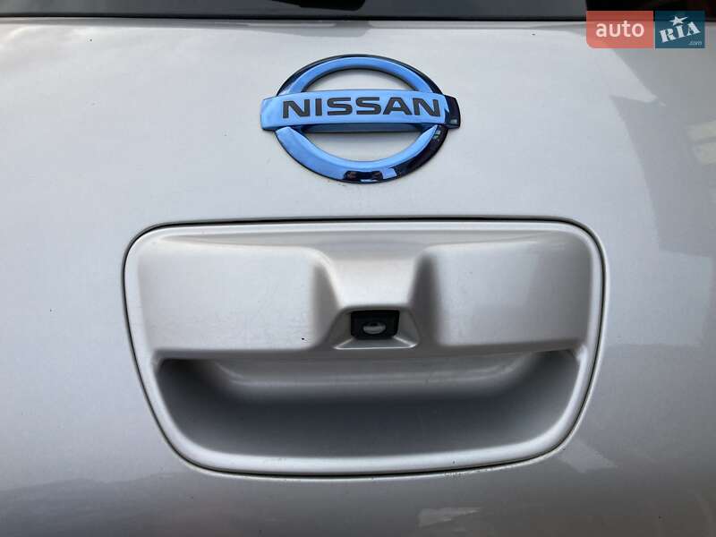 Хэтчбек Nissan Leaf 2013 в Золочеве фото 14 Хэтчбек Nissan Leaf 2013 в Золочеве