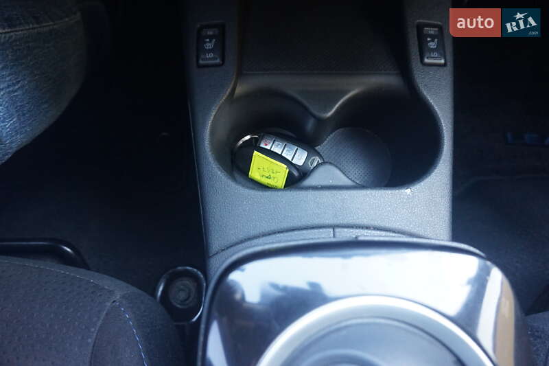 Хэтчбек Nissan Leaf 2013 в Самборе фото 34 Хэтчбек Nissan Leaf 2013 в Самборе