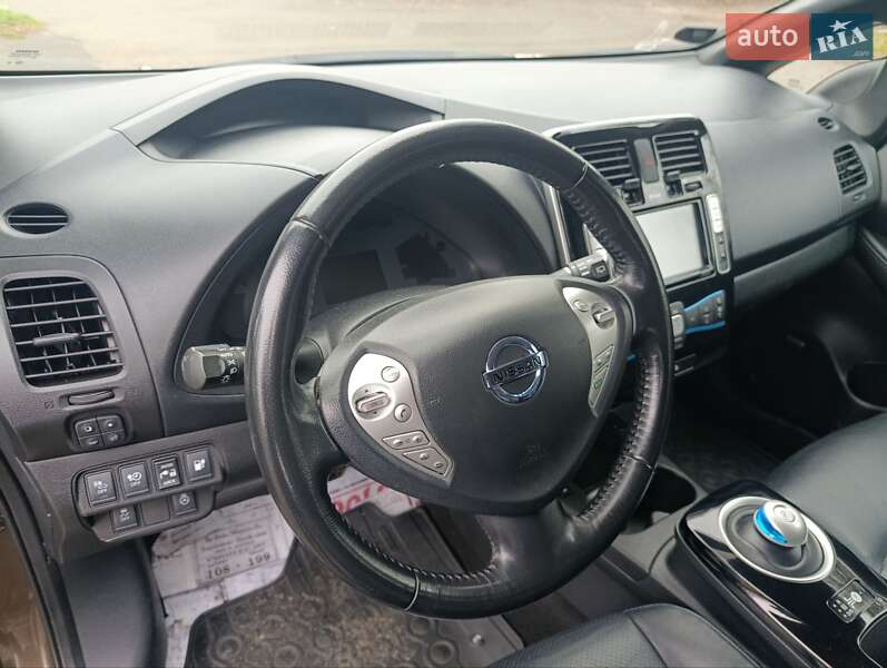 Хэтчбек Nissan Leaf 2016 в Киеве фото 40 Хэтчбек Nissan Leaf 2016 в Киеве