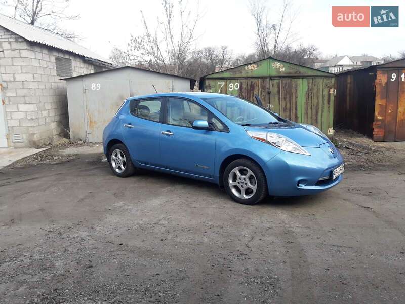 Nissan Leaf 2014