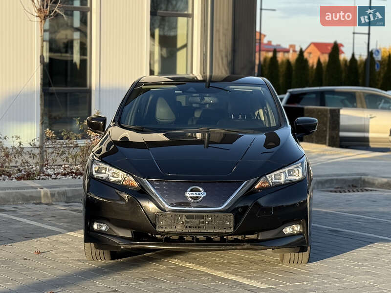 Хэтчбек Nissan Leaf 2018 в Городке фото 2 Хэтчбек Nissan Leaf 2018 в Городке