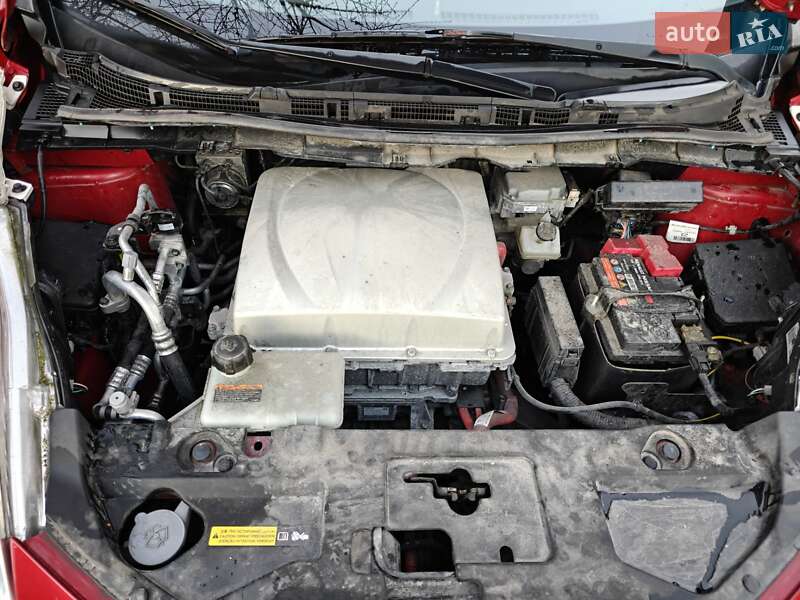 Хэтчбек Nissan Leaf 2017 в Ивано-Франковске фото 26 Хэтчбек Nissan Leaf 2017 в Ивано-Франковске