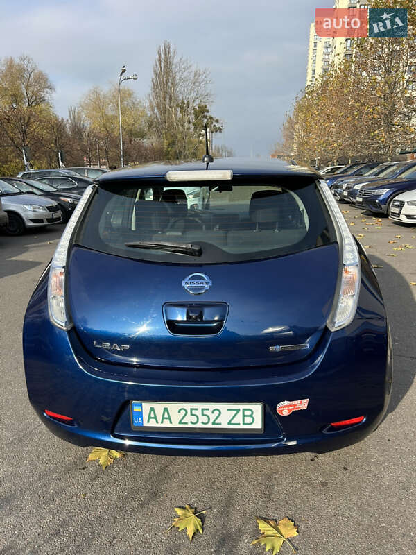 Хэтчбек Nissan Leaf 2017 в Киеве