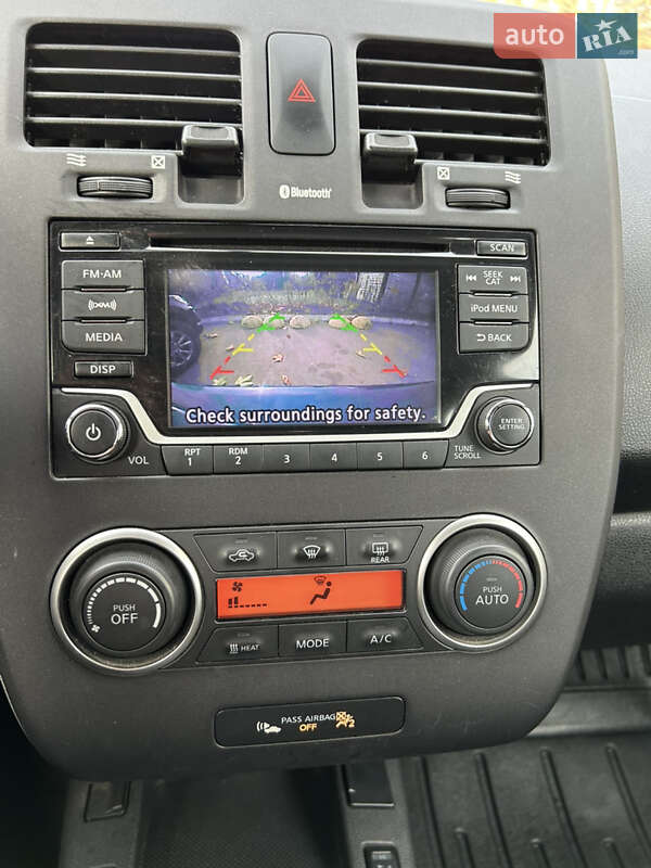 Хэтчбек Nissan Leaf 2017 в Киеве