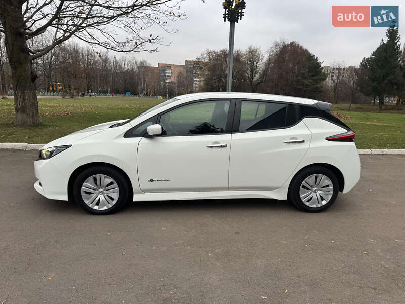 Хэтчбек Nissan Leaf 2018 в Ровно фото 2 Хэтчбек Nissan Leaf 2018 в Ровно