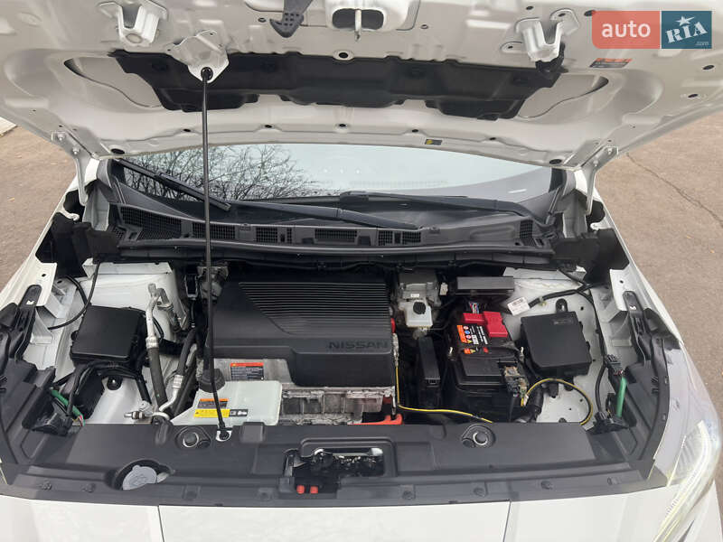 Хэтчбек Nissan Leaf 2018 в Ровно фото 24 Хэтчбек Nissan Leaf 2018 в Ровно