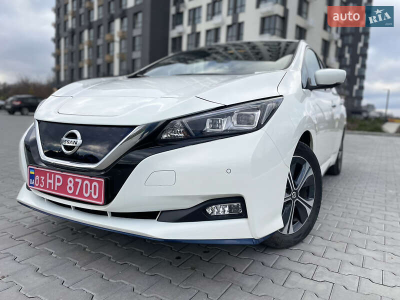 Хэтчбек Nissan Leaf 2020 в Кропивницком
