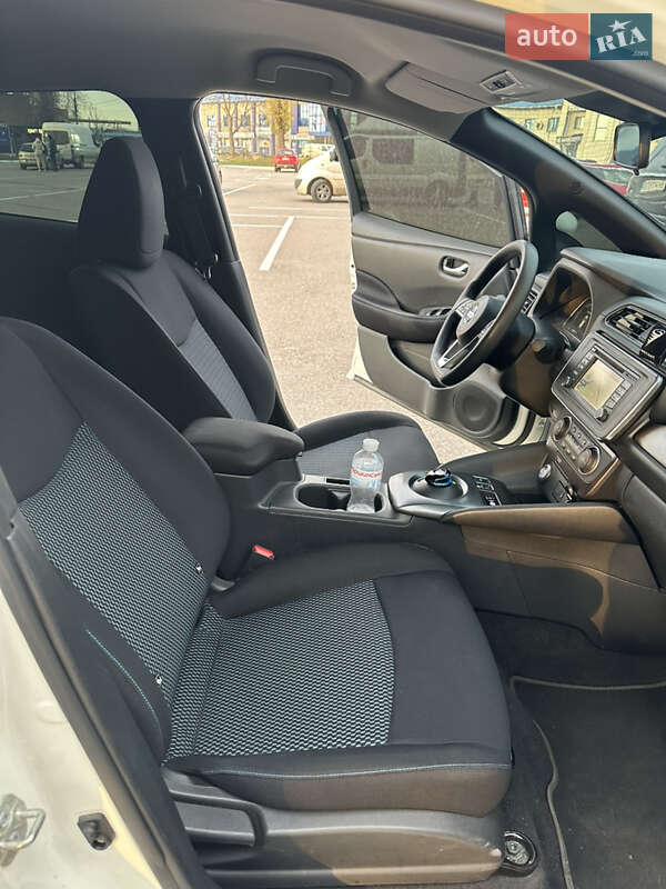 Хэтчбек Nissan Leaf 2018 в Житомире фото 16 Хэтчбек Nissan Leaf 2018 в Житомире