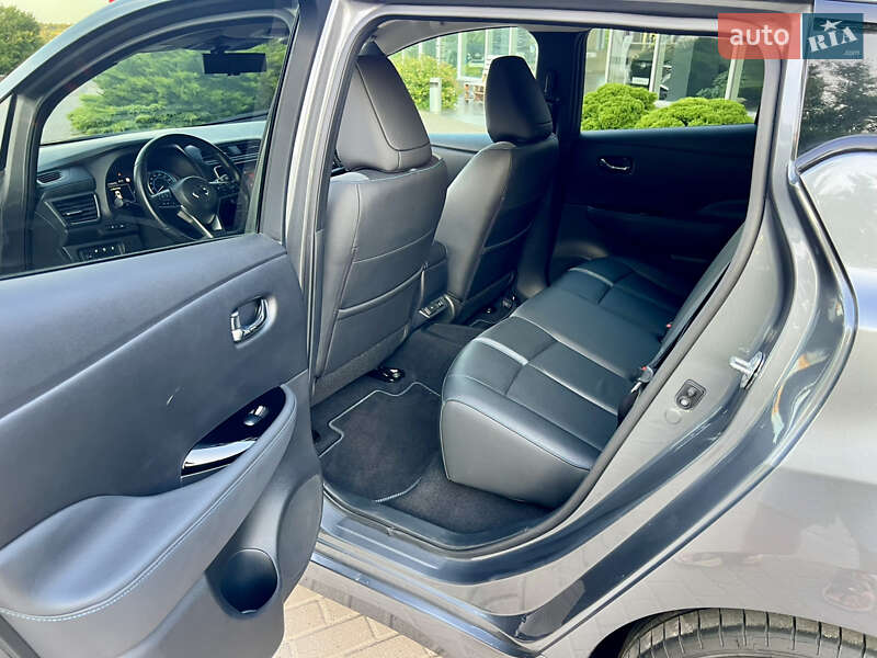 Хэтчбек Nissan Leaf 2022 в Ровно фото 27 Хэтчбек Nissan Leaf 2022 в Ровно
