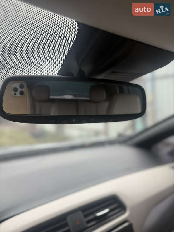 Хэтчбек Nissan Leaf 2018 в Киеве