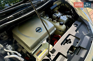 Хэтчбек Nissan Leaf 2014 в Виннице