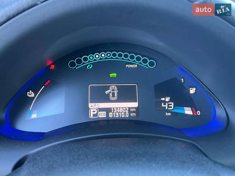 Хэтчбек Nissan Leaf 2014 в Львове